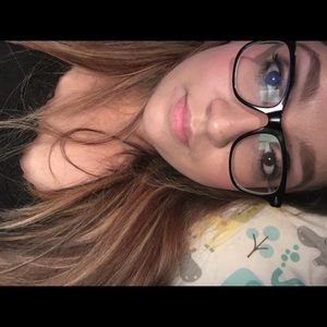 Meet your Posher, Erika